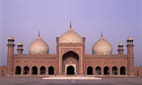 IMG-Badshahi-Mosque-97